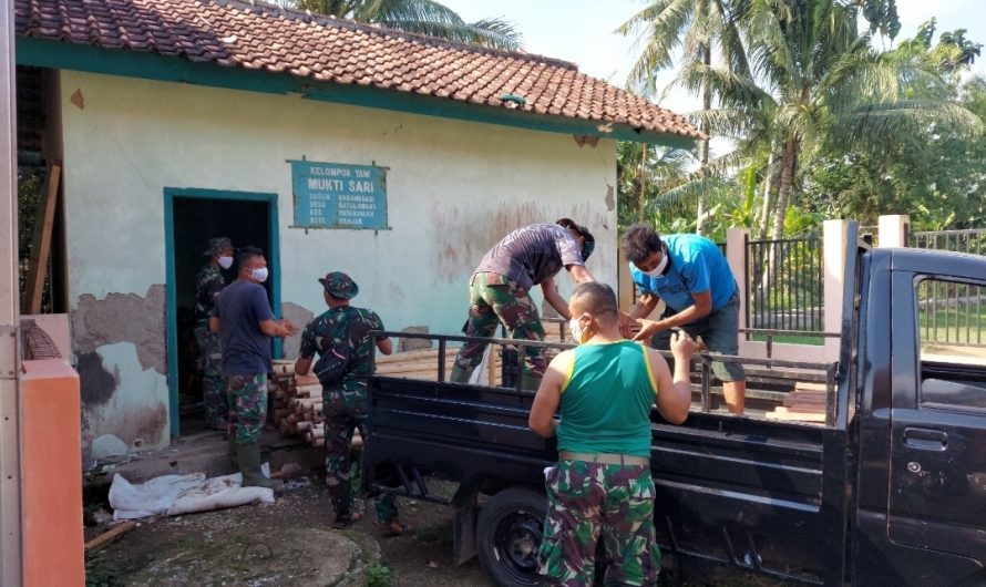 Genteng Untuk Rumah Abah Sahri