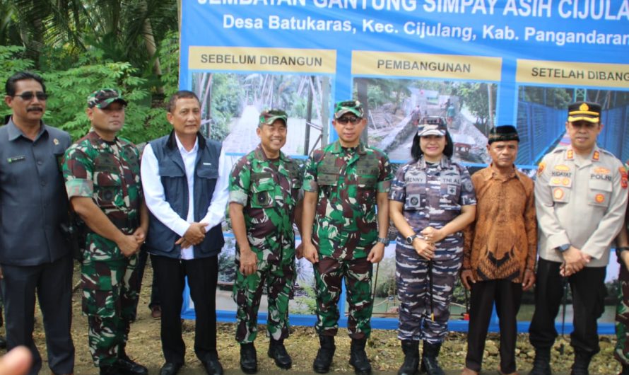 Wakasad Resmikan Jembatan Siampay Asih