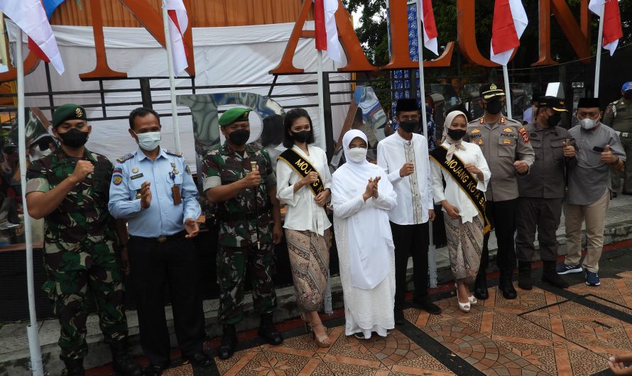 Dandim 0613/Ciamis Hadiri Apel Pencanagan dan Pembagian 10 juta Bendera Merah putih
