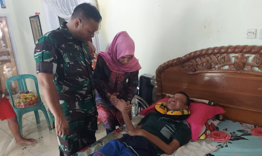Wujud Kepedulian Dandim Bersama Ketua Persit Cabang XXIV Dim 0613 Ciamis,kunjungi Anggota yang Sakit