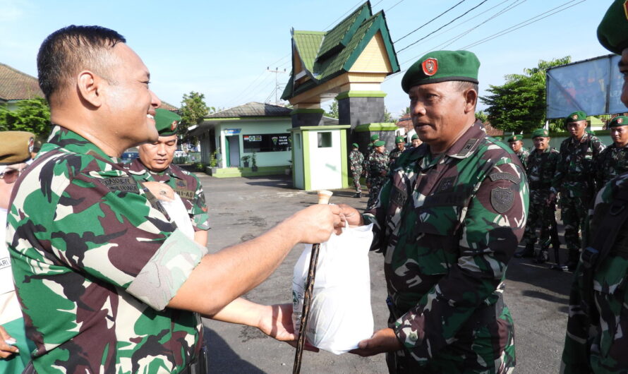 Dandim Ciamis Serahkan BHR Idul Fitri 1444 H