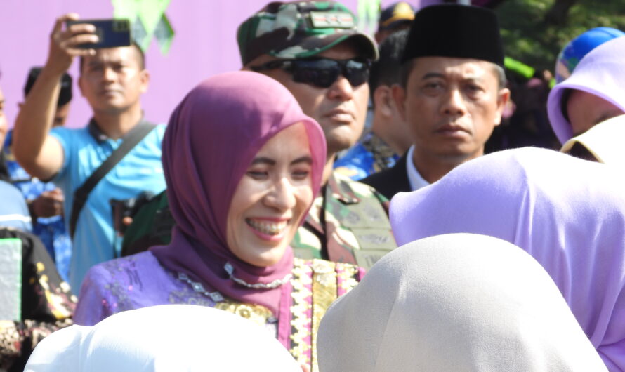 Dandim didampingi Ketua Persit Kartika Chandra Kirana Cabang XXIV Hadiri Upacara peringatan Hari Jadi Kab Ciamis ke 381