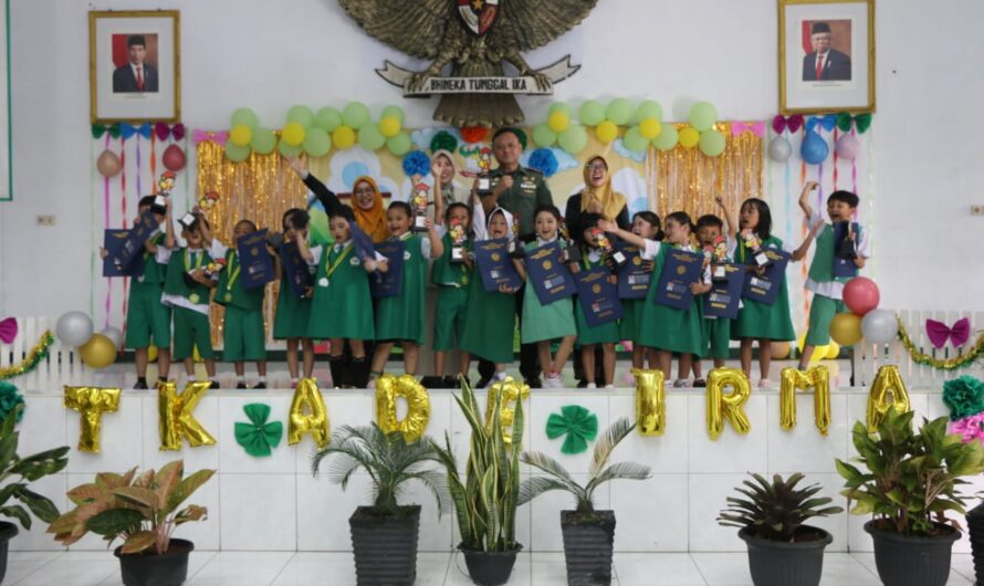 Dandim Hadiri Perpisahan dan Pelepasan Siswa Siswi TK Kartika Ade Irma XIX-27 Ciamis