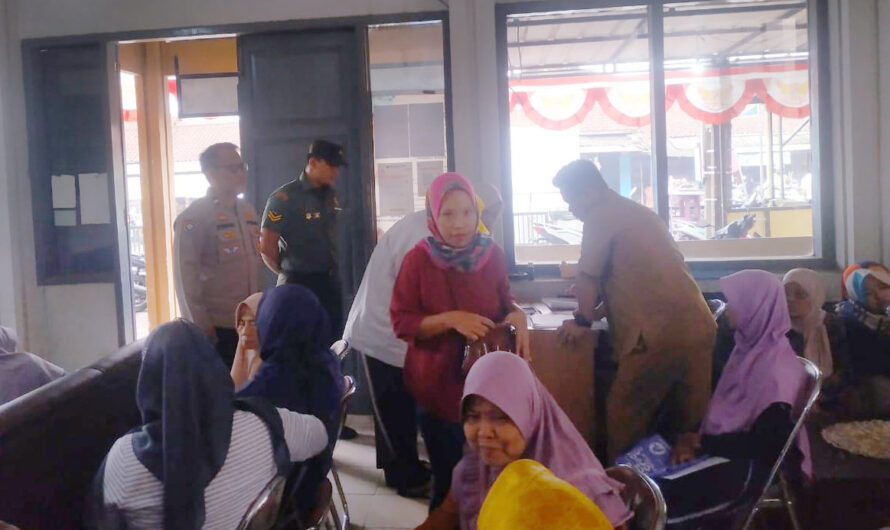 Babinsa Kodim 0613/Ciamis Monitoring pembagian BLT-DD tahap III tahun 2023