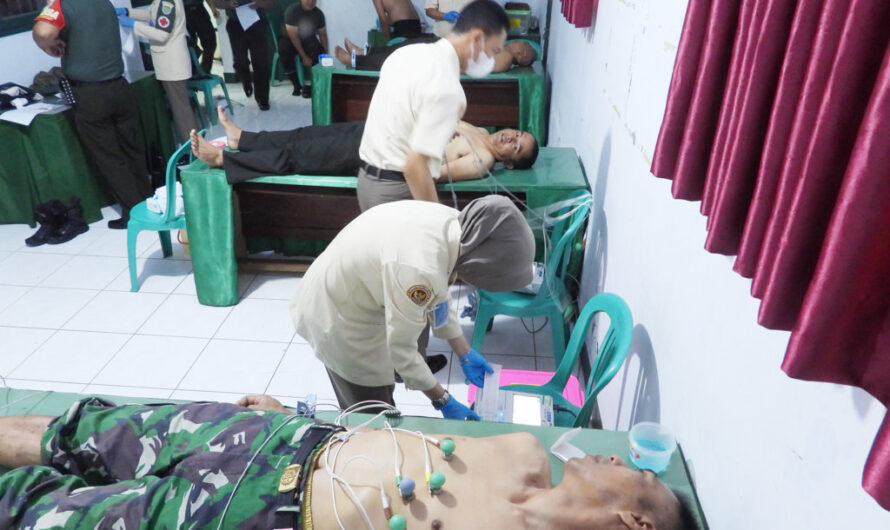 Kodim 0613/CiamisÂ bekerjasama Denkesyah 03.04.02 Garut,Gelar Pemeriksaan Kesehatan