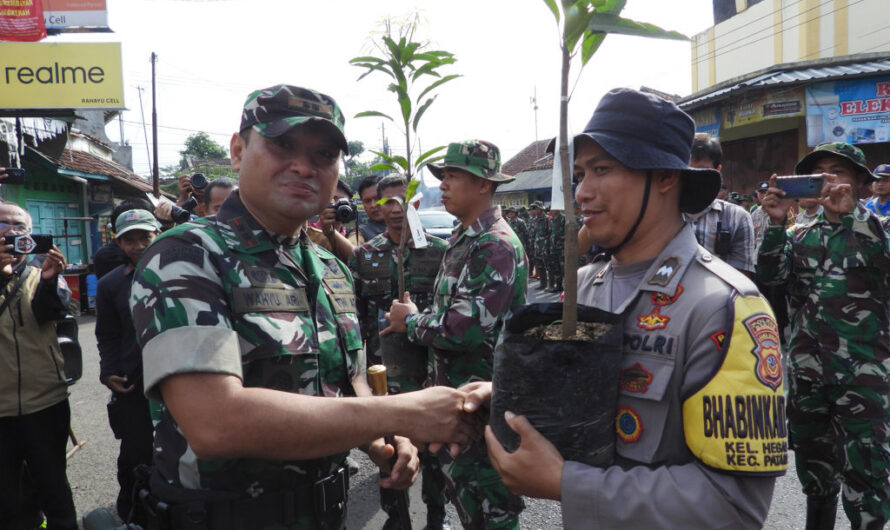 Dengan Mengambil Tema “TNI AD Bersama Rakyat Bersatu Dengan Alam untuk NKRI”Kodim 0613/Ciamis Gelar Karya Bakti
