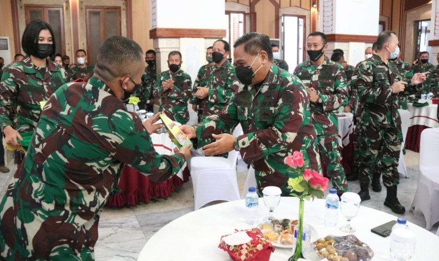 Komandan Kodim 0613/Ciamis Letkol Czi Dadan Ramdani, S.Sos., M.A.P., berikan Apresiasi kepada Prajuritnya yang berprestasi