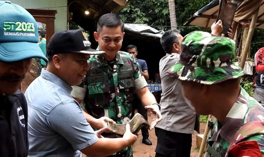 Dandim 0613/Ciamis Pimpin Langsung Rehap Rumah Tidak Layak Huni (RTLH) milik purnawirawan TNI